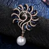 Pins Brooches Peacock Spreading Crystal Brooch Tanabata Gift Pearl Pendant Lovers Animal Seau22