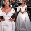 Robes de mariée sirène africaine Overskirt robe de mariée dentelle appliques perlées une bandoulière balayage train robes sur mesure 2022