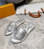 Kobiety Letnie Kapcie Buty Stylowe wygodne żeńskie płaskie stereoskopowe drukowanie zużycie oryginalne skórzane sandały wszechstronne sandały L70513