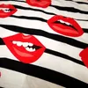3Dデジタル印刷カスタムベッドセットキルトドゥヴェットカバーセットツインフルクイーンキングベッドクロスセクシーな赤い唇ドロップ布団カバー220616