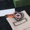 2022 Nuovo designer Sweet Pink Heart Hair Clips Barrettes Popupal Fashion Luxury Brand Letters Pins for Women Girls With Box