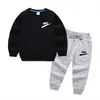 1-13 jaar kinderen herfst kleren set kinderen boy merken logo print broek passen pakken lange mouw t shirts pant tracksuit