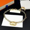 Europa America Moda Tutti i giorni Collana a catena Bracciale Orecchini Lady Donna Oro Argento-colore Metallo Scava fuori V Iniziali Charms 189K