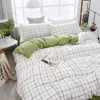 Fashion Bedding Set White Green Double Bed Linens Quilt Duvet Cover Pillowcase Queen Size Flat Sheet Classic Grid for Girl Boy 220813