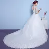 Andere Brautkleider: Klassisches O-Ausschnitt-Kleid mit halben Ärmeln und langer Schleppe, Spitze, Blumen-Pailletten, Übergröße, maßgeschneidertes Kleid. Andere