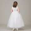 Sukienki dziewczynki vestidos de Daminha biały tiul koronkowy koralika balowy suknia balowa długa kwiat dziewczyna na wesela 2022 Dzieciowe przyjęcie urodzinowe