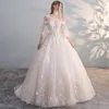 2022 Glamorous Luxus Dubai Arabisch Neue Spitze Ballkleider Brautkleider Lange Ärmel 3D Blumen Perlen Hochzeitskleid Brautkleider