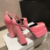 Sandals merk vrouwen zomerschoenen sexy dik hakken platform rood violet jurk feestje bruiloft vrouw bling pumpssandals