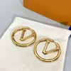 Jóias de designer de moda de brinco de argola clássica para feminino Golden Golden Luxury Big Circle Brincos Letters Studs Designers Hoops 2205071wu