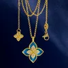 Nouveau conçu trèfle à quatre feuilles rhombique pendentif femmes039s collier chance plein diamant quatre pétales fleur turquoise erhombique arring8209232