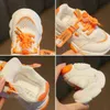 2022 Spring dzieci swobodne buty sportowe modne oddychające na drutach miękkie dno, które nie poślizgnęły się, dla chłopców dziewcząt G220517