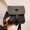 Сумки дизайнерские сумки мужские сумки через плечо Crossbody мужские высококачественные моды все-матч классический мессенджер сплошной цветной сумки