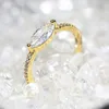 Bröllopsringar för kvinnor Simple Elegant Oval Zircon Light Gold Silver Color Party Finger Ring Gift Fashion Jewelry R870Wedding