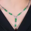 Pendanthalsband Foydjew High-End Luxury Designer Jewelry Simulation Emerald Micro Inlaid Full Zircon Choker Necklace For Womenvenendant