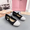 Lady spring summer diamond sandal inlays water brick shoelace to match pearl adornment reveal luxurious temperament of comfortable and beautiful state