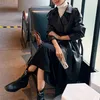 Nerazzurri vår svart överdimensionerad lång vattentät lädergravrock för kvinnor långärmad lös koreanska modekläder 220813