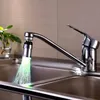 Tiras LED Torneira iluminada Light Light Grea Rotation Sensor Water Tap Kitchen Banheiro pulverizador colorido