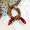 Marca de lujo 100% seda pequeña serpentina bufandas de mujer 50x50cm geometría mujer diadema bufanda cuadrada sin caja