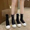 HBP Nieuwe Britse stijl Martin Boots For Women Women's Spring en Autumn Single Mid Tube Elastic Socks Fashion 220726