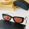 Mulher textura Óculos de sol SPR14 Metal Square Plate Frame Pop Simple Style com Cadeia de ouvido UV 400 óculos protetores Gradiente de alta qualidade Glasses Compras sexy menina