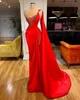 Elegant One Shoulder Red Prom Dresses Pearls Beaded Sexy Side Split Long Evening Gowns Plus Size Mermaid Pageant Dress 0425