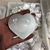 Dekorativa föremål Figurer Natural Quartz Vacker Vit Selenite Heart Shaped Crystal for Home DecorationDecorative