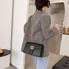 Sac à dos pour femmes nouveau sac design de niche rétro mode avancée alligator polyvalent sac à bandoulière unique 90% de réduction en gros en ligne