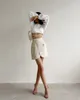 Женские блузки Hyrtsscring 2022 Новый пояс Halter Дизайн Ощущение короткой сексуальной рубашки с длинными рукавами выставленных пупок европейской и американской женской рубашки летом