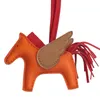 Nieuwe mode Pegasus Keychains hangtassen Luxe ontwerper Creative Tassel Angel Pony Hangers Auto hanger Key Chains for Men