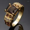 Trouwringen Vintage Vrouwelijke Bruine Kristallen Ring Charm Grote Gouden Kleur Voor Vrouwen Luxe Vierkante Zirkoon Stenen VerlovingsringWedding Edwi22