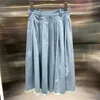 Ensembles de denim d'été pour femmes de deux pièces Dress Designer costumes avec chemise à manches longues lettre filles milan piste outwear t-shirt bluse et jupes plissées midi LZ6Y