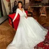 Princess A-Line Wedding Dresses Brudklänningar för flickor spets tyll långärmad satin stropplös rygglös applikationer paljetter domstolståg robe skräddarsydd