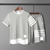MEN039S Women T -Shirts reine Baumwoll -Loopback -Jersey Brown Stricke entwickelt Thom Summer Wear Arm Stripe Sweatshirt Crewneck Pulov4478111