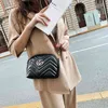 Handtas damestassen kunnen worden aangepaste gemengde batches lente en Koreaanse versietrend veelzijdige shell fabriek online verkoop