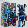 Nieuwe aankomst Bearbrick Color Graffiti Bouwstenen Gewelddadige beer 400% Trendy speelgoed ornamenten Doll Doll Joint Noise 28 cm