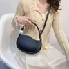 Сумки для покупок женские сумки дизайн сплошной цвет кожаный милый ретро сцепление кошелек маленький размер цепной кродрь для мессенджера сумка 220316