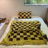 Большое ретро -шахмат хлопчатобумажной одеяло для дивана Клетчатого цвета Сопоставление с кисточками -гобеленом.