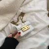 Kvällspåsar Pearl Vintage Women Bag Metal Hollow Out Diamond Banket Party Shoulder Crossbody Wedding Clutch Earphone