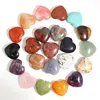 Ornamenti in pietra di cristallo naturale scolpito 30 * 12MM Chakra del cuore Guarigione Reiki Quarzo Minerale Tumbled Pietre preziose Decorazioni per la casa a mano