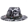 Szerokie brzegowe czapki 2022 Fashed Women Graffiti Fedora Western Cowboy Fascynator Camuflage Men Formal Wedding Hat Delm22