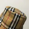 Luxury Plux Plaid Bucket Hat Designer Cap Fisherman Chapeaux d'automne Caps Fashion Sendar