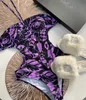 Damen-Bikini, sexy Strand-Bikinis, Sommer-Einteiler, modischer, mit Buchstaben bedruckter Riemchen-Badeanzug im siamesischen Split-Stil