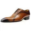 Przyjazd Dress Mężczyźni Ślub Chaussure Homme Oxford Dla Koronki Man Man Shoe Skórzane Sapato Office Luksusowe Spiczaste buty formalne 220321