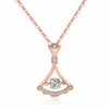 Délicat et délicat collier en forme d'éventail dames petite jupe en forme d'éventail pendentif diamant intelligent ensemble chaîne collier chaîne clavicule