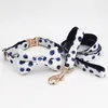 Collier de chien floral Noeud papillon avec boucle en métal Grand et petit collier de chien Accessoires pour animaux de compagnie T200517