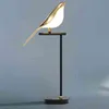 Modern Bird LED Bord Lampa 360 -graders rotation Foyer Hotelrum Bedside Lighting Fixtures Home Deco Novelty Luminaire H220423