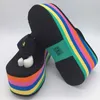 Neue Super High Heel Frauen Flip-Flops Sandalen Hausschuhe Dicke Bodenplattform Hang Strand Weibliche Regenbogen Rutschen Schuhe 210301