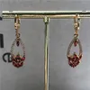 Cerceau Huggie mignon femme cristal blanc rouge pierre boucles d'oreilles de luxe mode petites feuilles d'or Rose Vintage pour les femmes cerceau