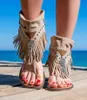 Мода-кисточка для голеностопных ботинок Летние Женщины Сандалии Высокие Лучай Сандалии 2022 Новая Женская Повседневная Плоская Обувь Бусичка Боковина Сандалия