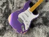 Guitare électrique chinoise Matllic Purple Color ST fabriqué à la main à l'ancienne Corps en aulne et manche en érable